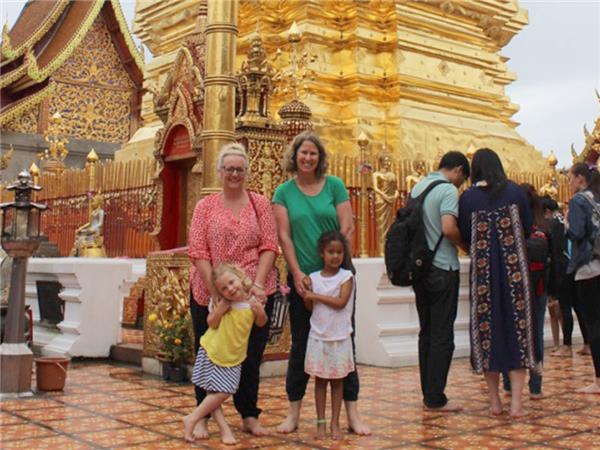 Happy moments for family in Bangkok 5 Days